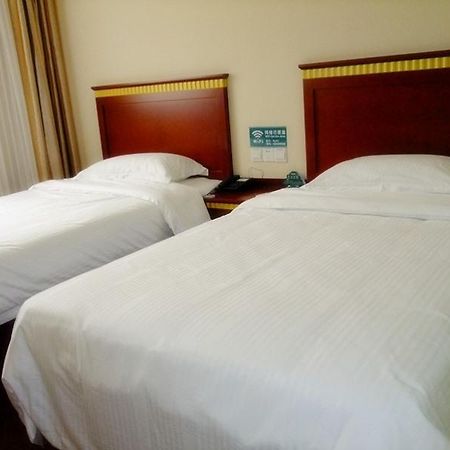 Greentree Inn Guangdong Shantou Changping Road Express Hotel Buitenkant foto
